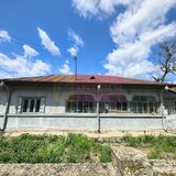 Teren cu o casa demolabila in satul Posta la 15 minute de Bucuresti